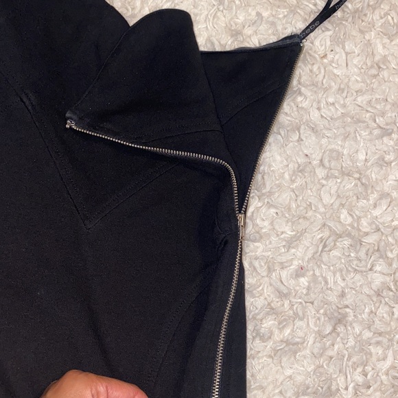 **BOGO DEAL** Bebe jeans & Top - Picture 6 of 12